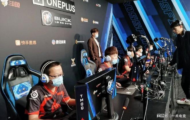 进攻端的多 进攻端的多