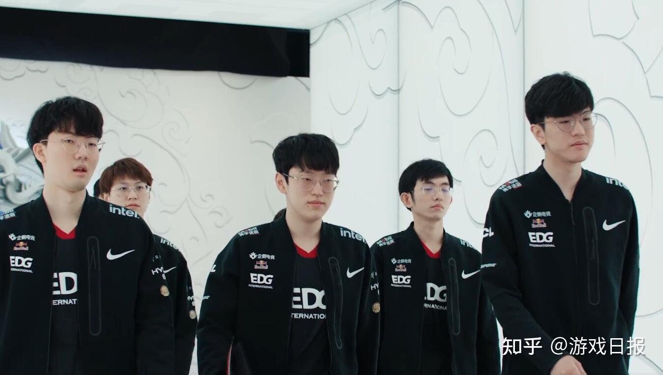 社交平台上 社交平台上