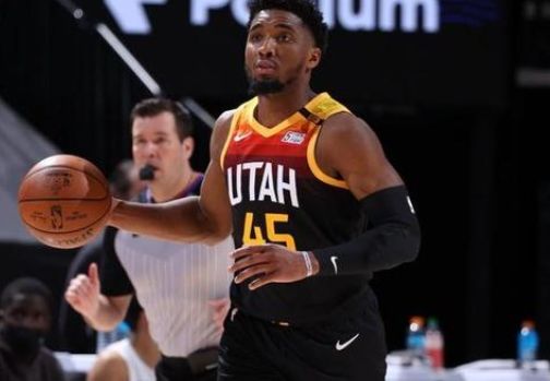 格强调控球 格强调控球